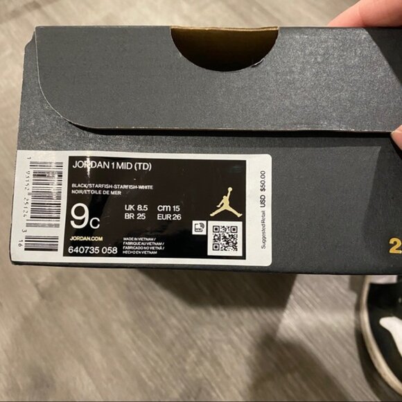 Air Jordan 1 Mid Black Starfish Toddler 9c - Picture 5 of 6